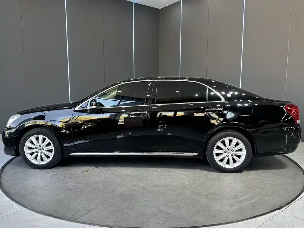 Toyota Crown 2010 2.5L Royal