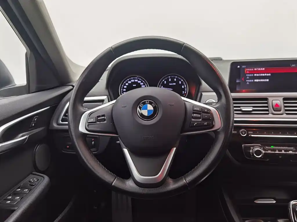 BMW 1 Series — миниатюра 11