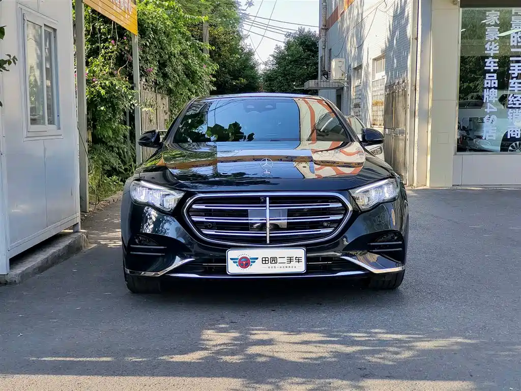 Mercedes-Benz E-Class E 2025 E 300 L Fashion