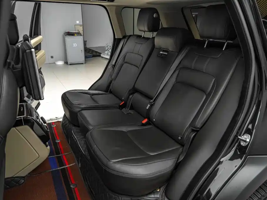 Land Rover Range Rover — миниатюра 26
