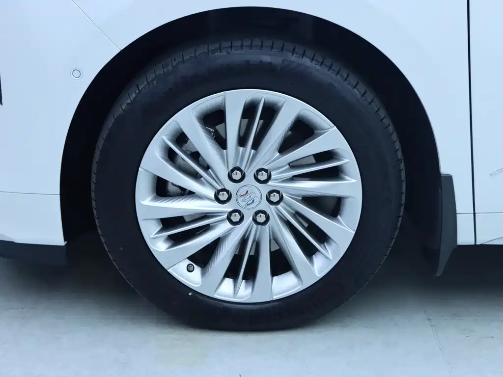 Buick Century 2023 2.0T мест