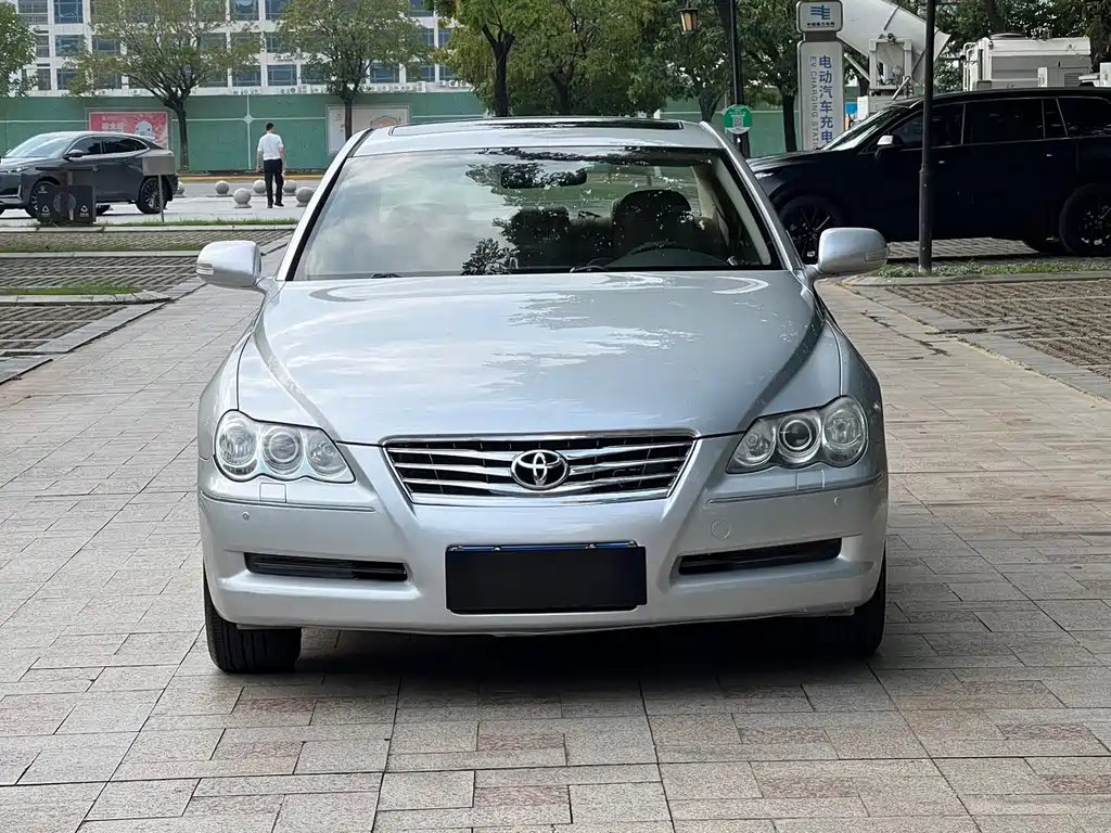 Toyota Reiz — миниатюра 2