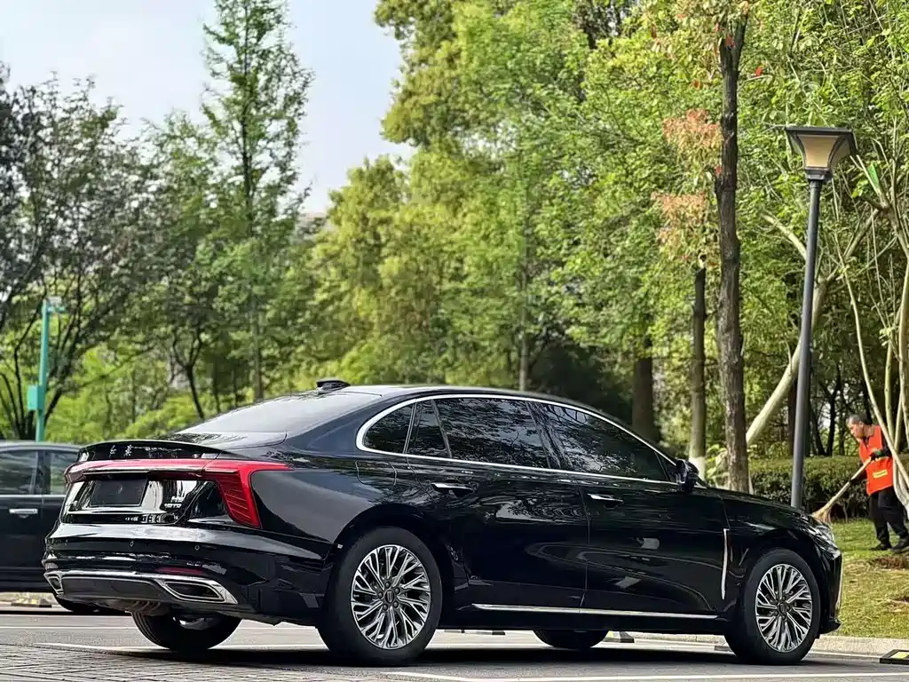 Hongqi Hongqi H5 — миниатюра 7