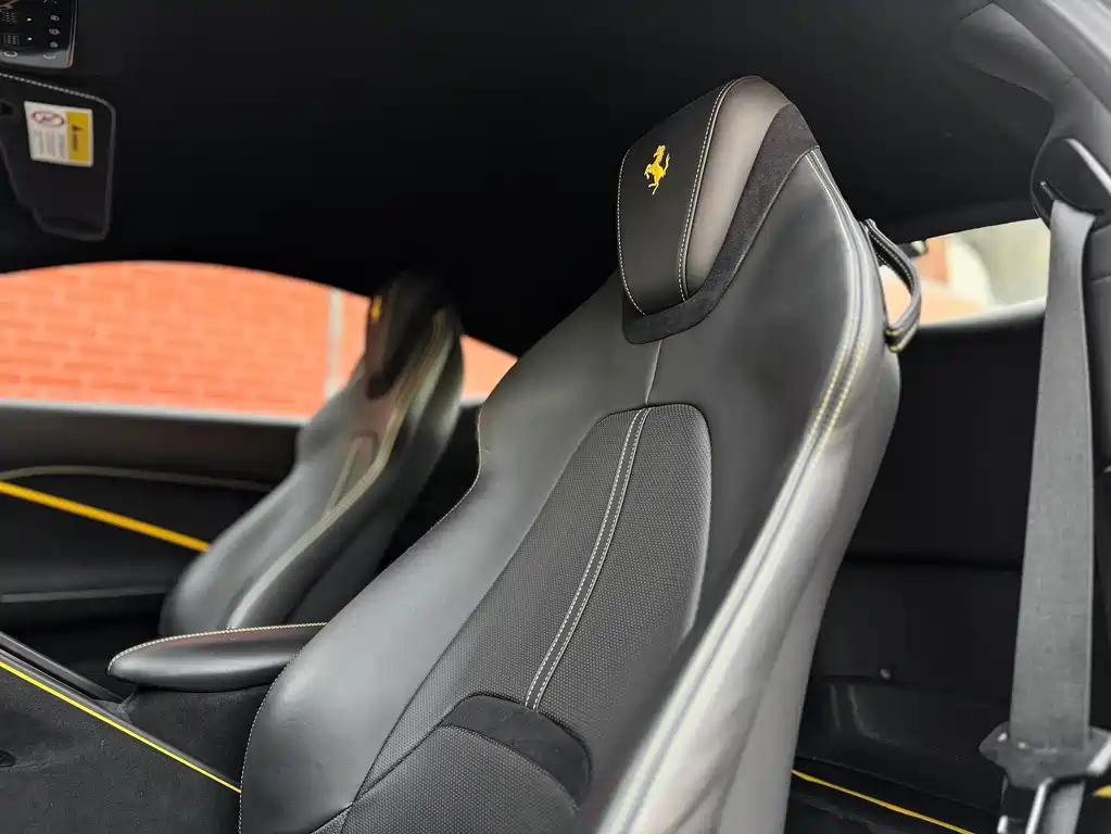 Ferrari Roma 3.9T V8, фото 12