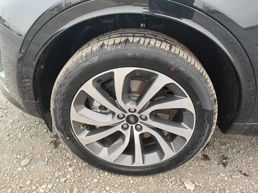 LAND ROVER DISCOVER SPORTS