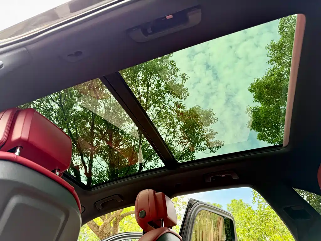 Porsche Cayenne — миниатюра 11