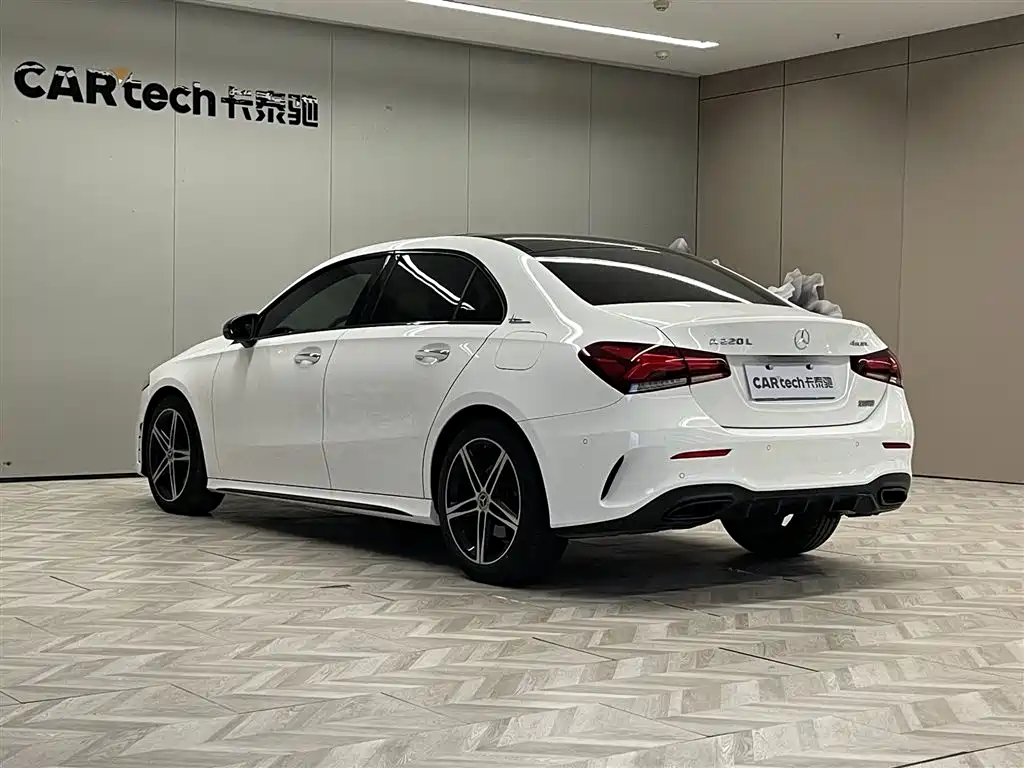 MERCEDES-BENZ A CLASS