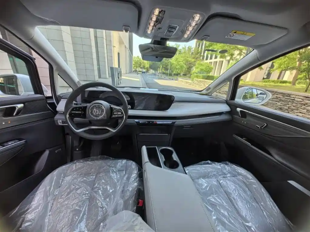 Buick GL8 2025 Premium