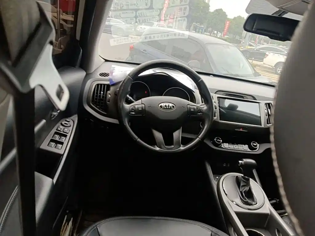 Kia Sportage — миниатюра 11