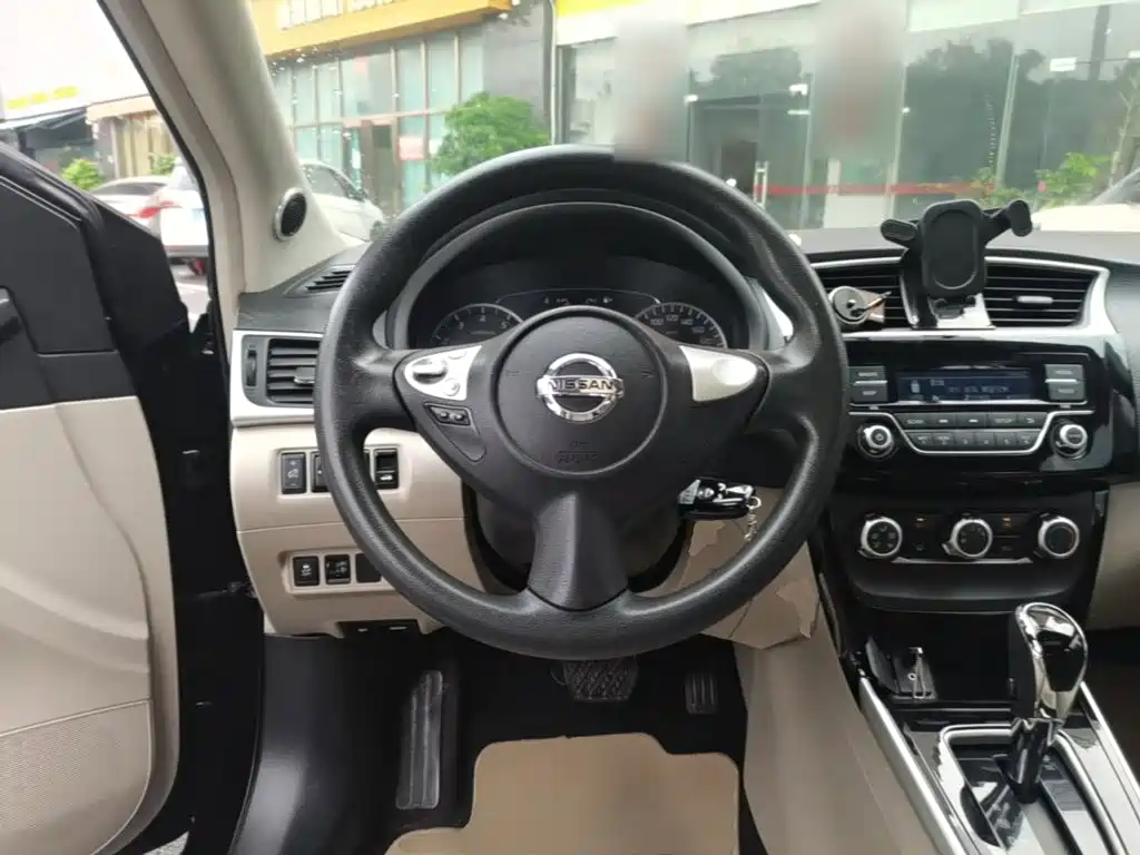 Nissan Sylphy — миниатюра 11