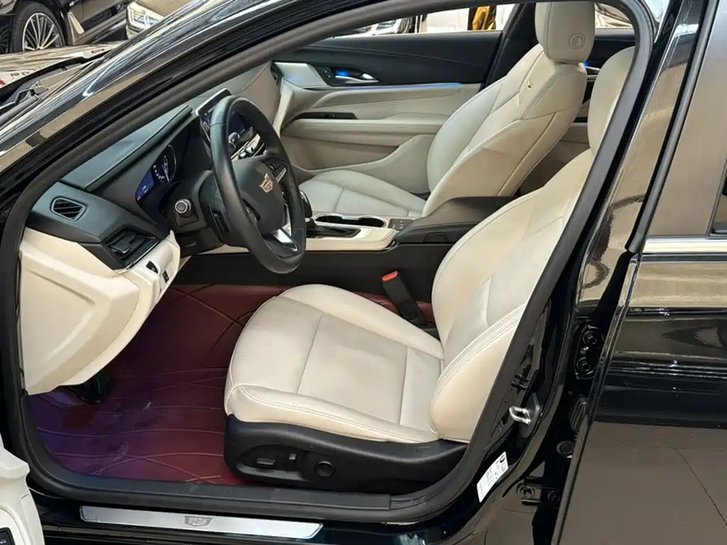 Cadillac CT4 — миниатюра 13
