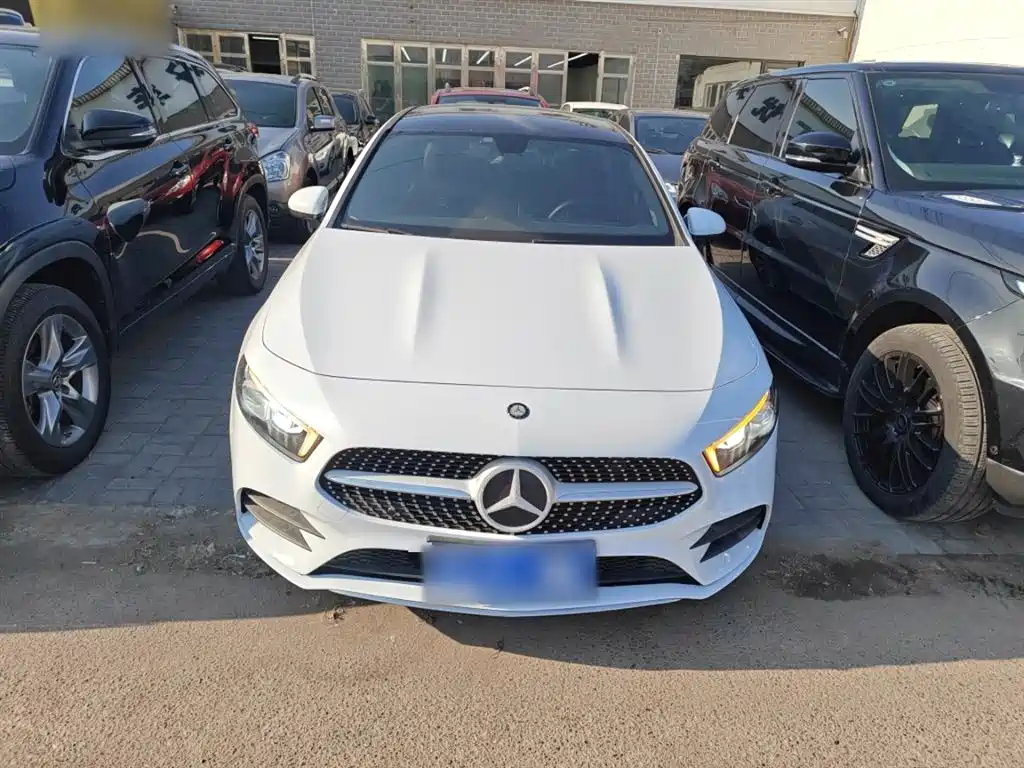 MERCEDES BENZ A CLASS