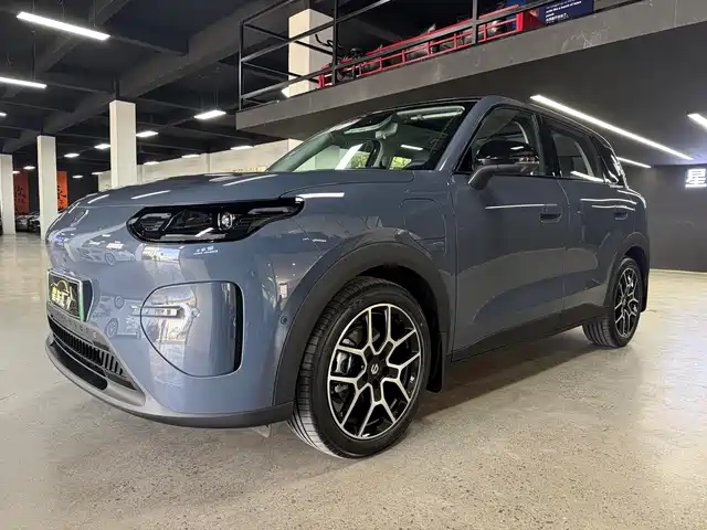Leapmotor A10