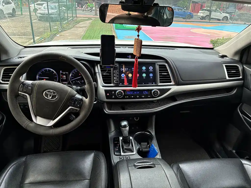 Toyota Highlander — миниатюра 4