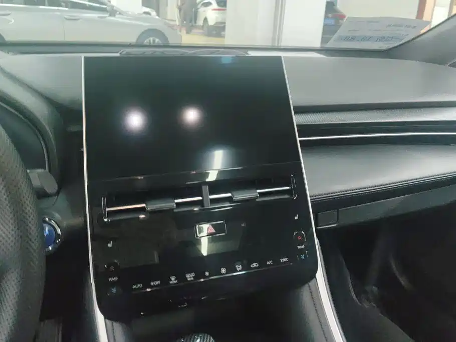 Toyota Avalon — миниатюра 13