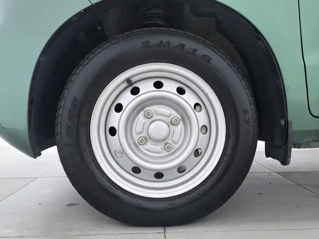 Wuling Hongguang V — миниатюра 17