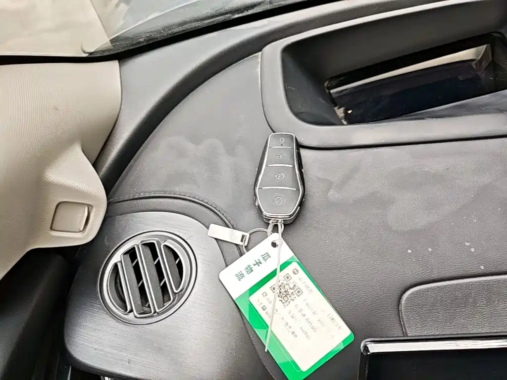 BYD Yuan Plus — миниатюра 9
