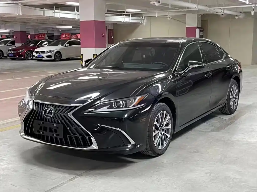 Купить Lexus ES