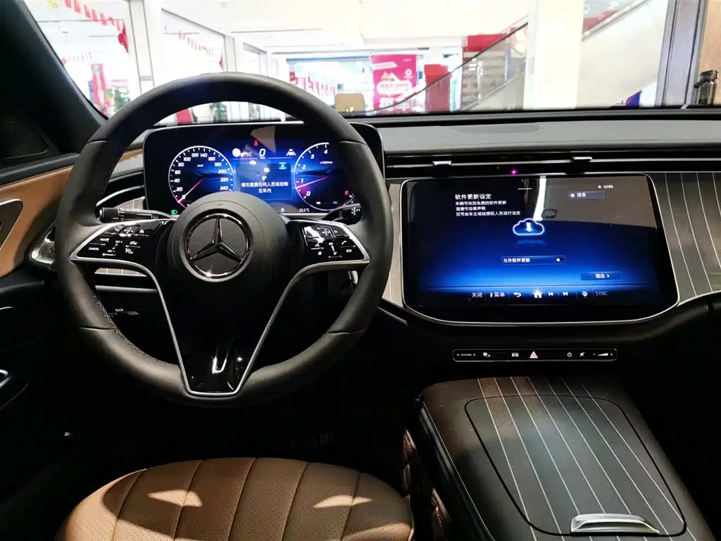 Mercedes-Benz E-Class E 2024 E 300 L Fashion
