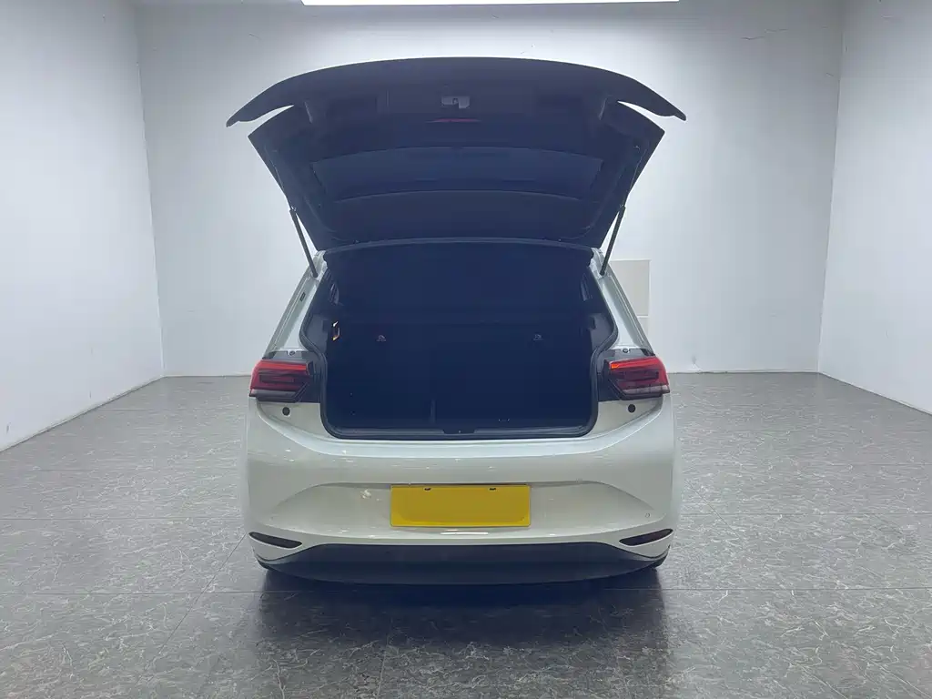 Volkswagen ID.3 — миниатюра 5