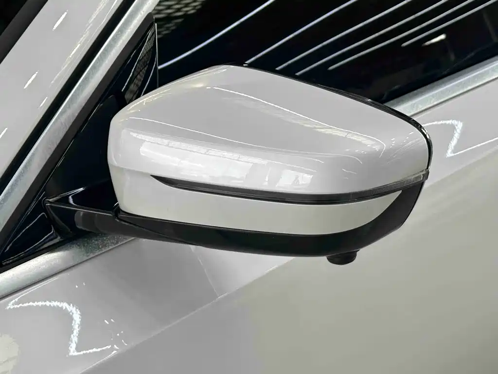 BMW 3 Series — миниатюра 10