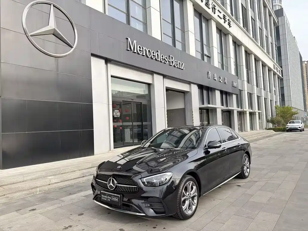 Mercedes-Benz E-Class 2022