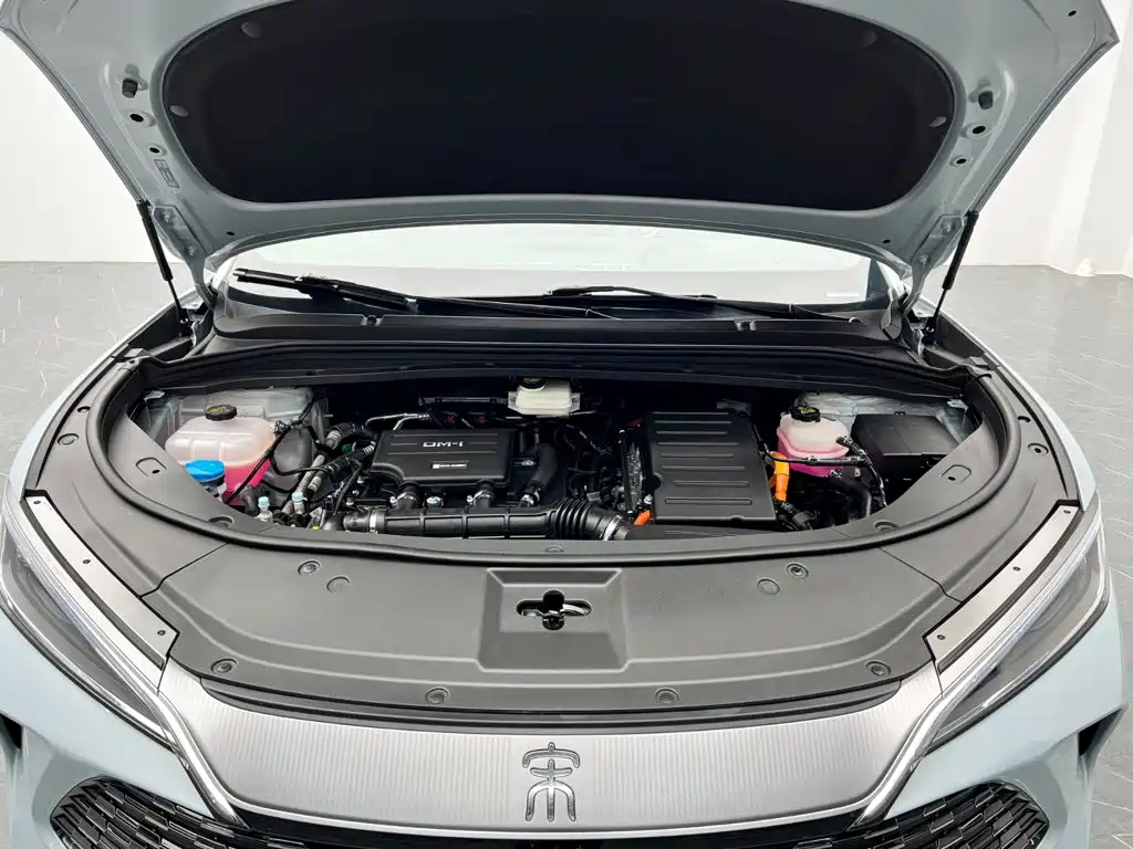 BYD L DM-i — миниатюра 25