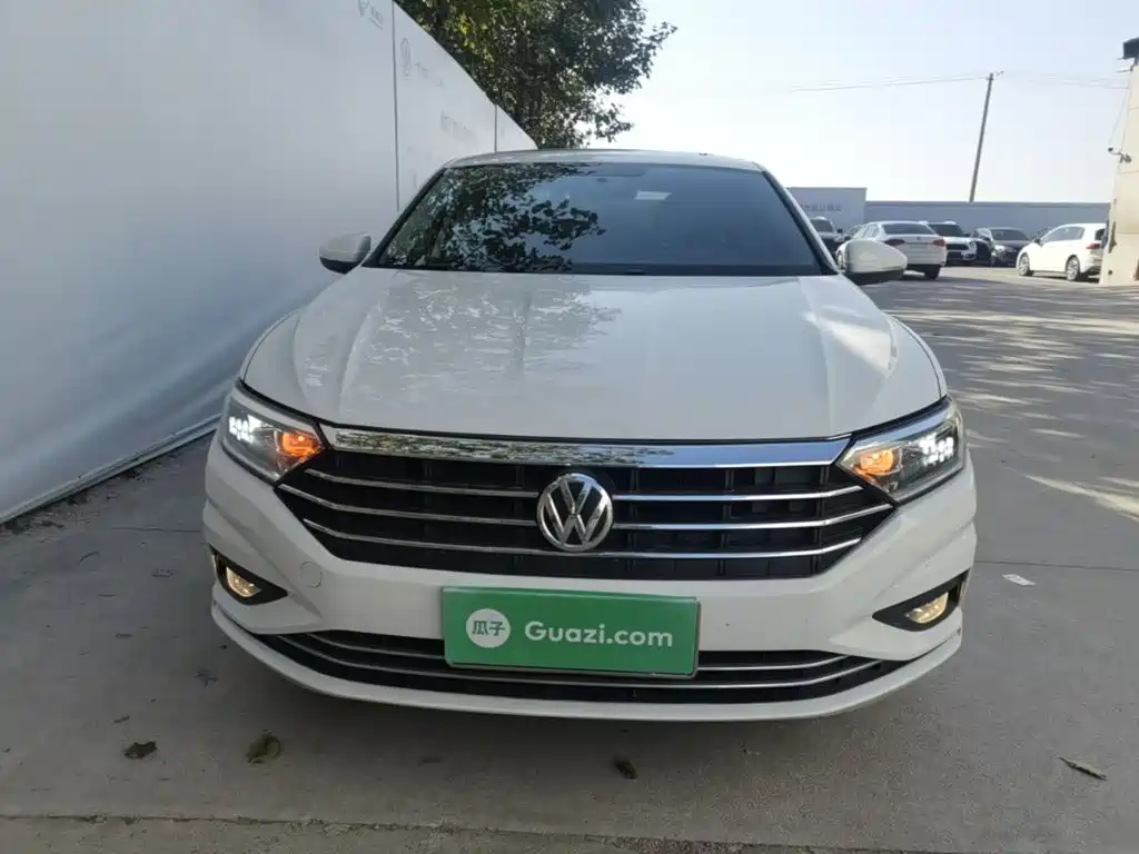 Volkswagen Sagitar — миниатюра 3