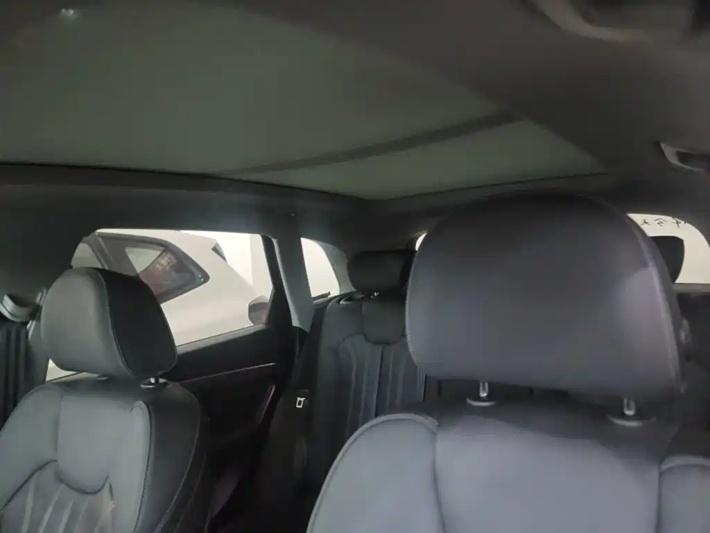 Audi Q5L — миниатюра 18