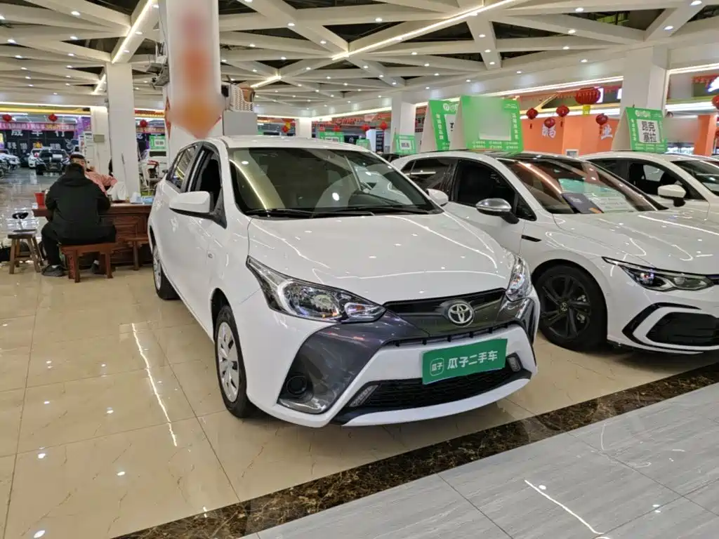 Toyota Yaris L — миниатюра 4