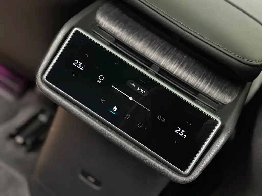 NIO ES7 — миниатюра 21