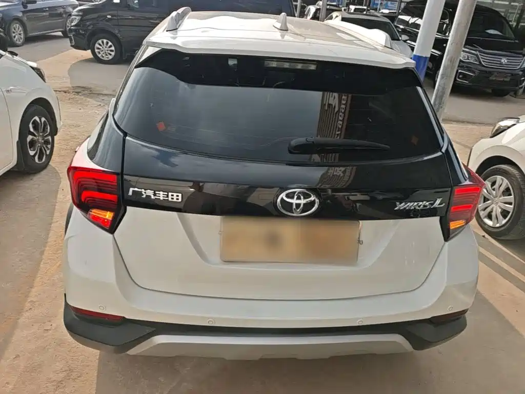Toyota Yaris L — миниатюра 6