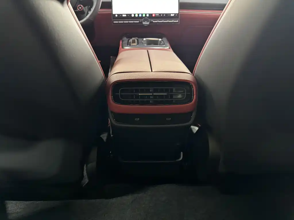 Xiaomi SU7 2024 Smart Drive Max