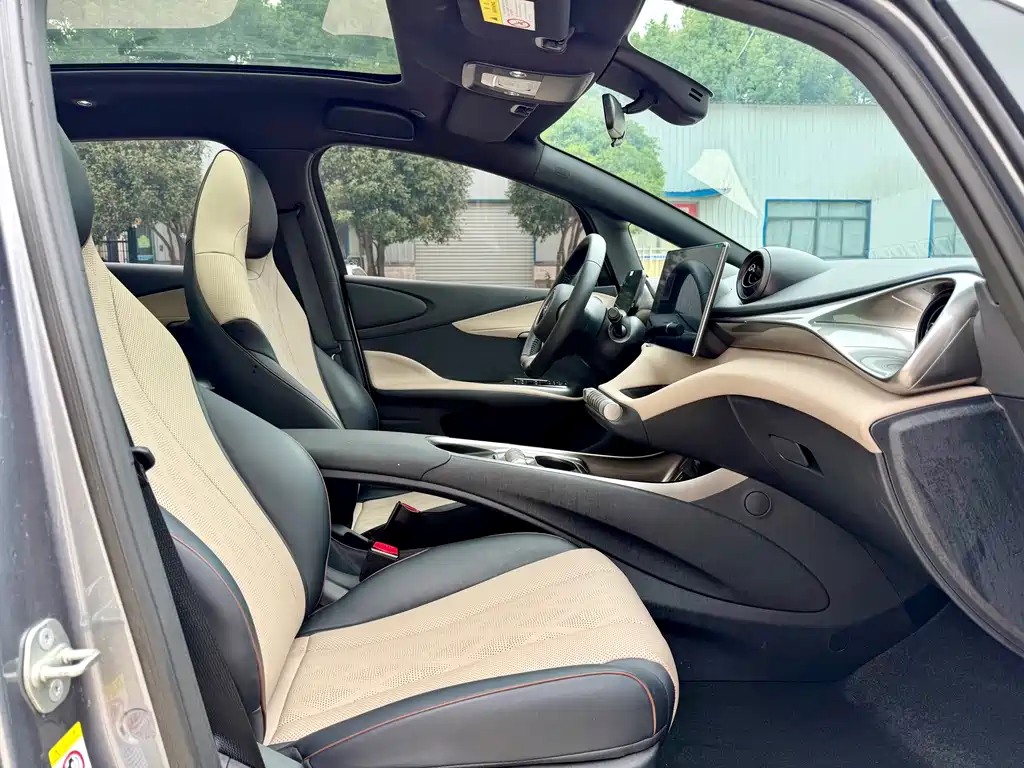 BYD Dolphin — миниатюра 7