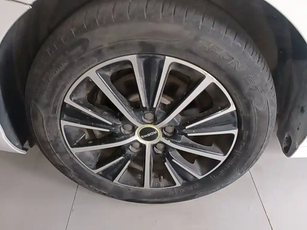 Roewe i5 — миниатюра 23