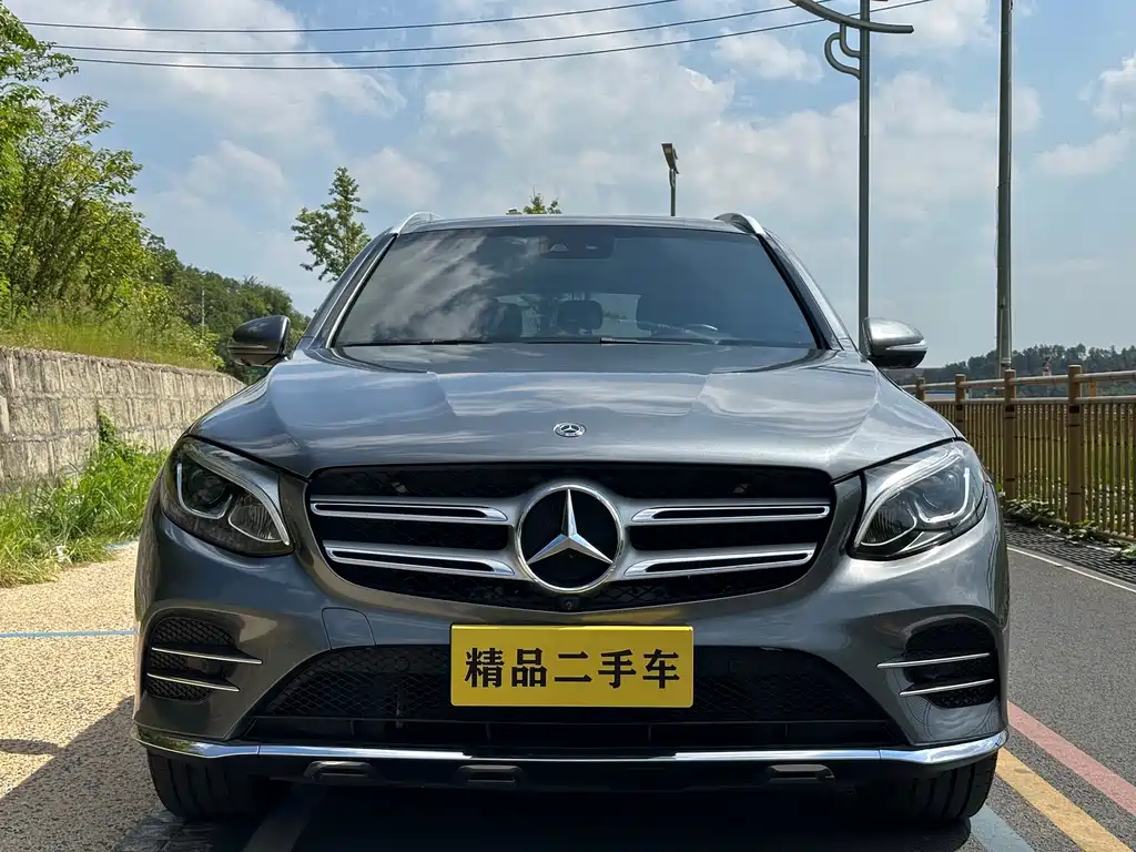 Mercedes-Benz GLC 2019 GLC 260 4MATIC Luxury