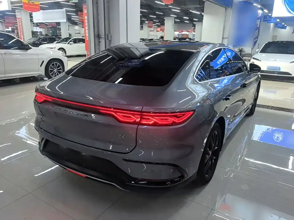 BYD Han — миниатюра 7