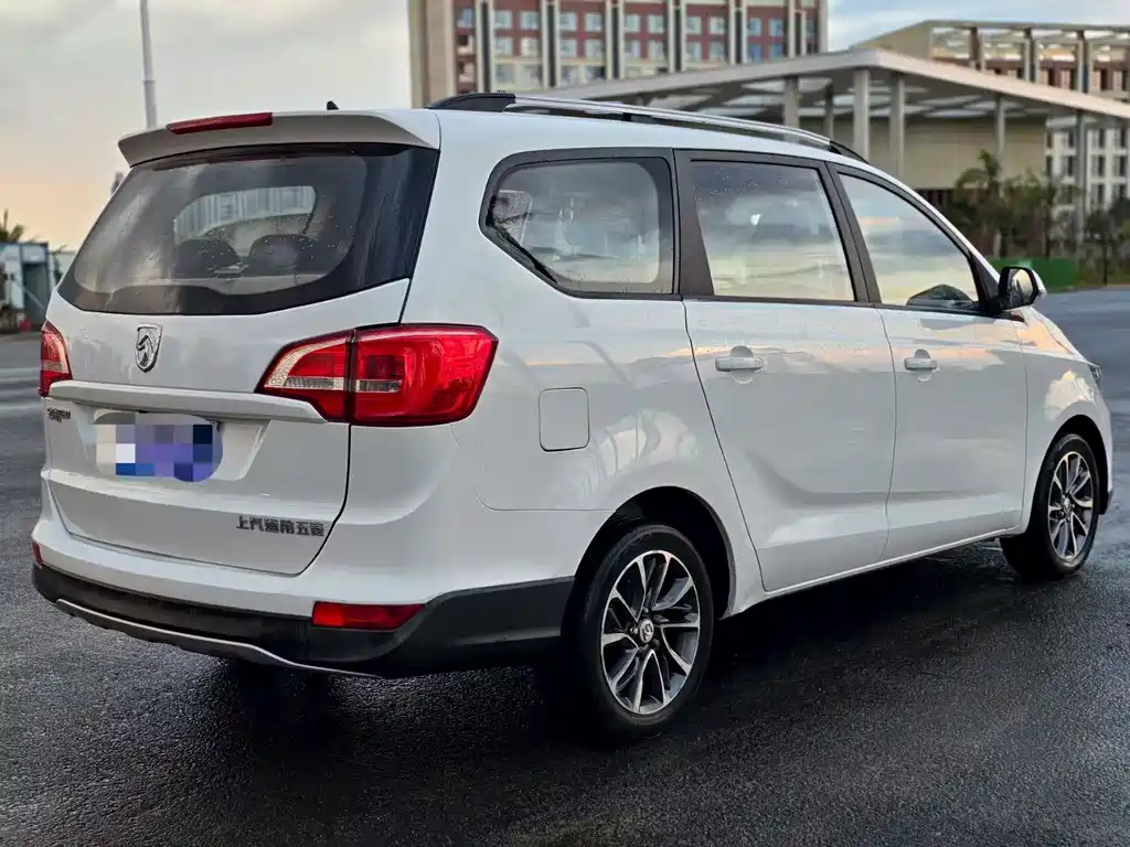 BAOJUN 730