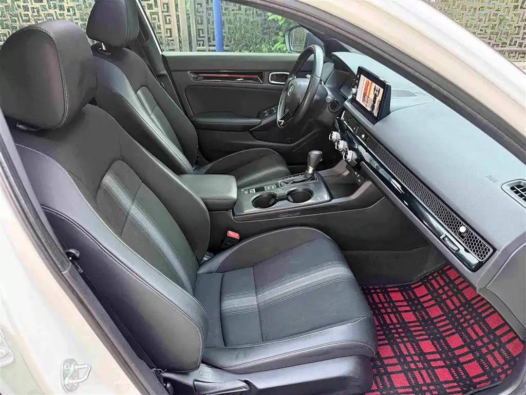 Honda Civic — миниатюра 7