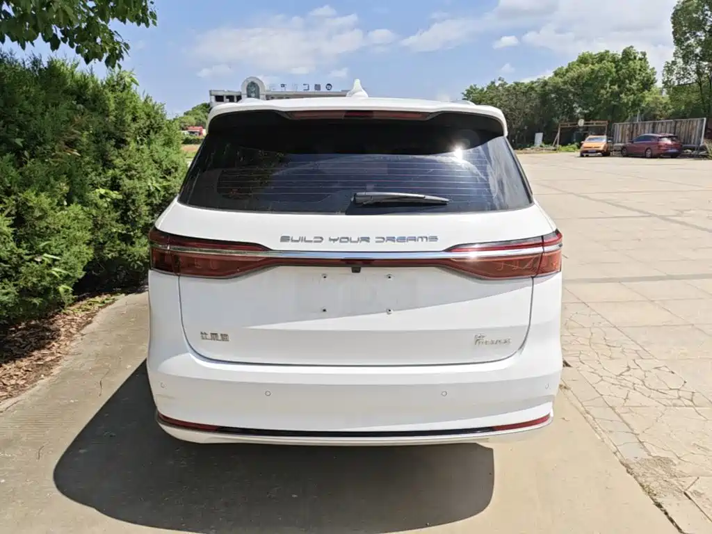 BYD Song MAX MAX 2021 1.5T AT Luxury 6 мест