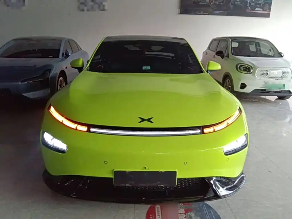XPeng P7 — миниатюра 3