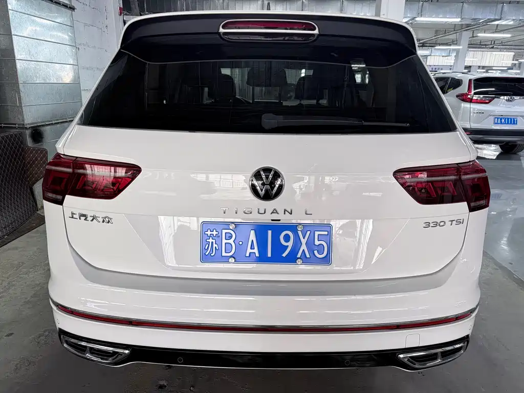 Volkswagen Tiguan L - фото 18