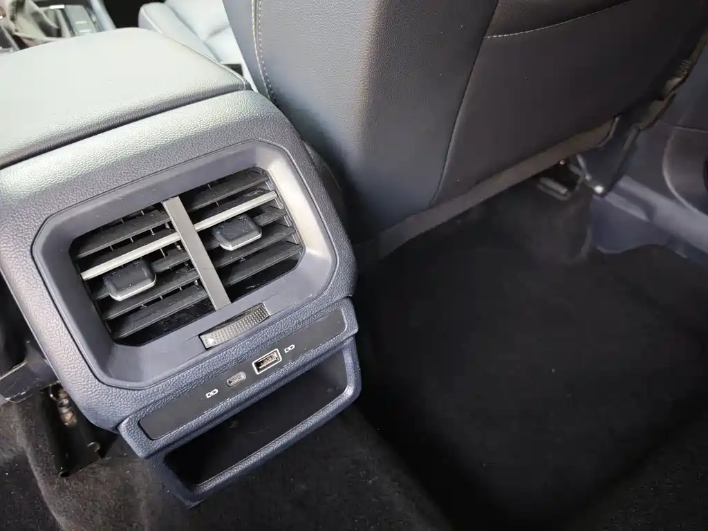 Volkswagen Tharu - фото 13