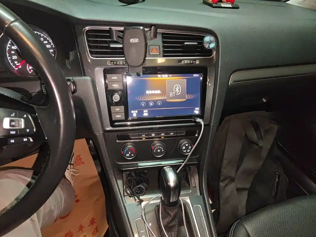 Volkswagen Golf — миниатюра 9
