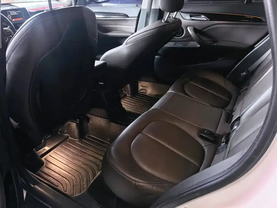 BMW X1 — миниатюра 11