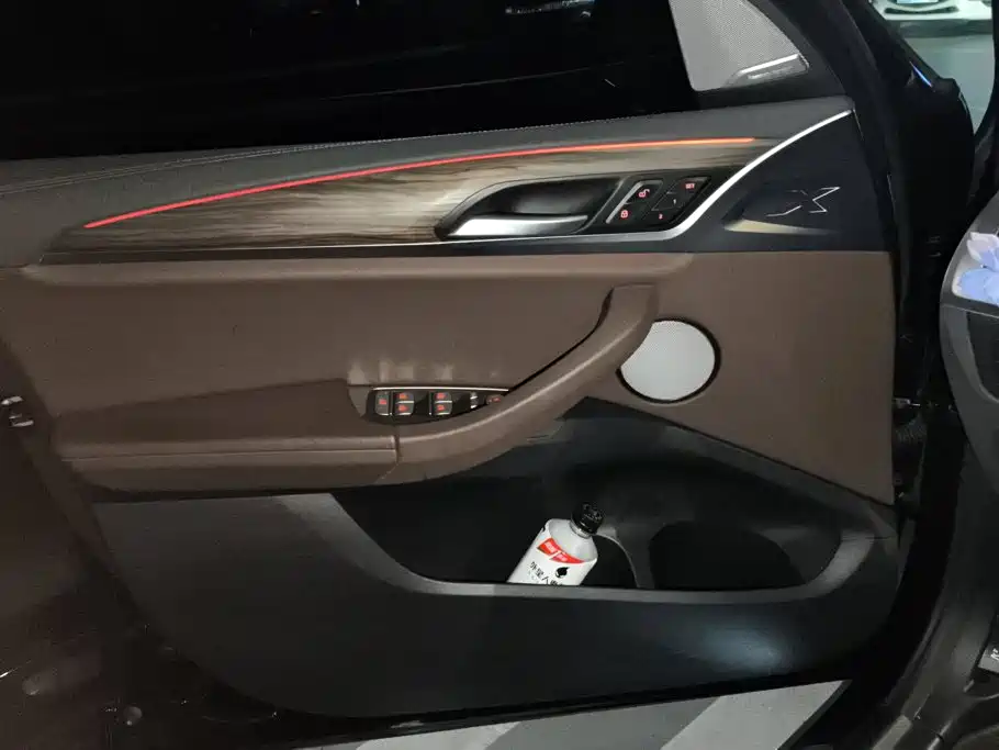 BMW X3 — миниатюра 7