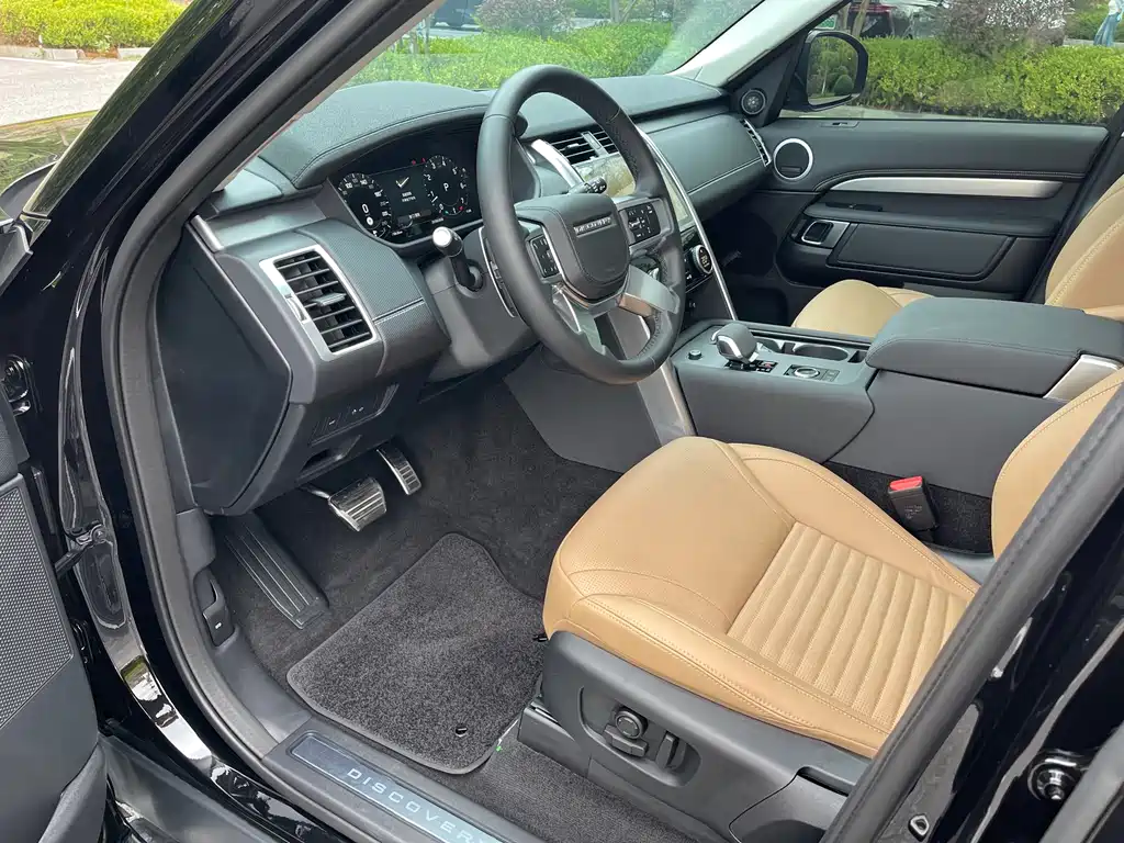 Land Rover Discovery — миниатюра 3