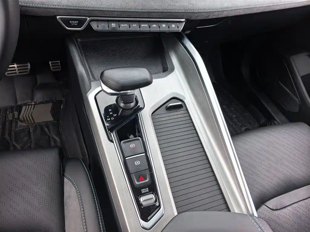 GEELY AUTOMOBILE XINGRUI