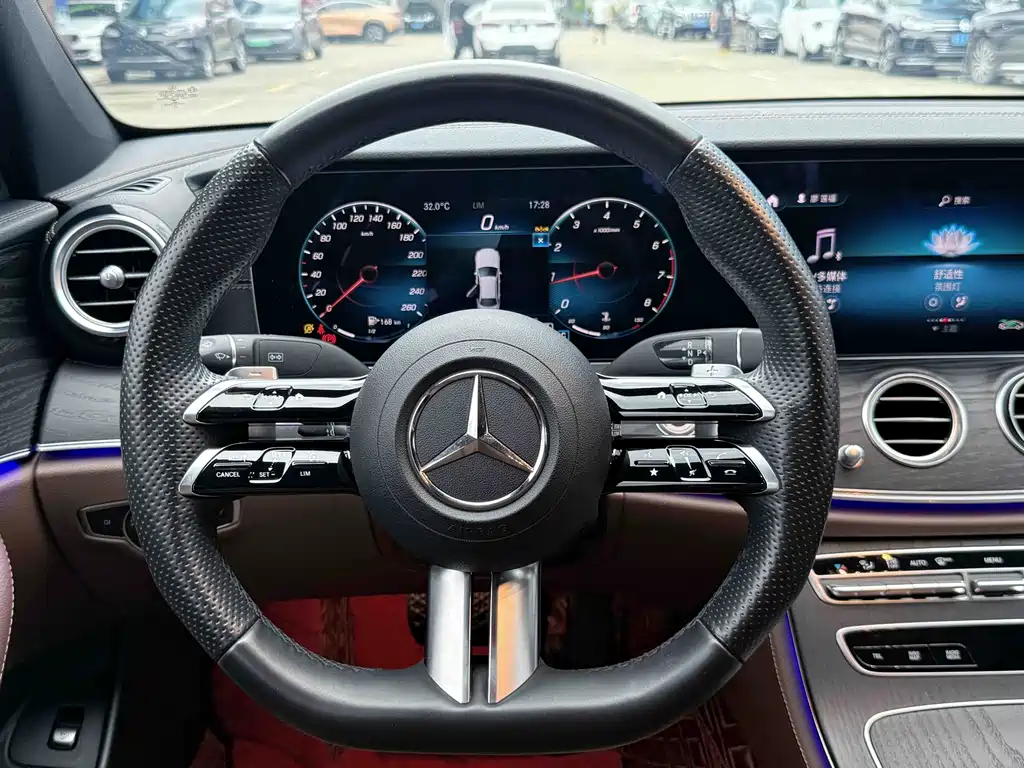 Mercedes-Benz E-Class E 2022 E 300 L Sport Luxury