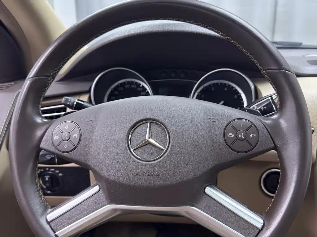 Mercedes-Benz R-Class — миниатюра 10